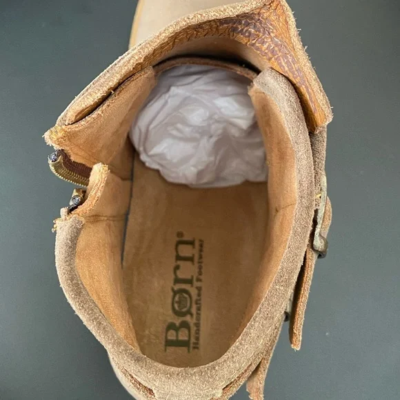 NEW Born Distressed Taupe Leather Ankle Booties Boots Brown Tan Women’s 8 M NIB - Picture 11 of 13